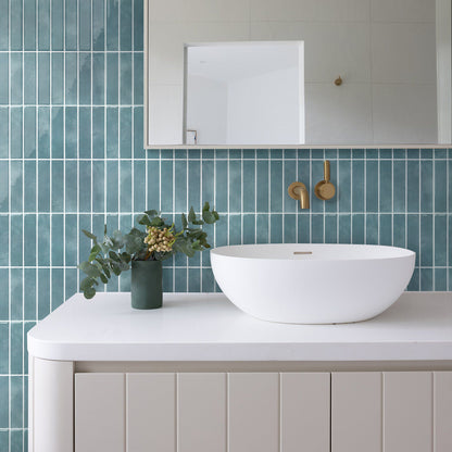 Linear_Tile_Peel_and_Stick_Backsplash_Ocean_Mist_comstickc 